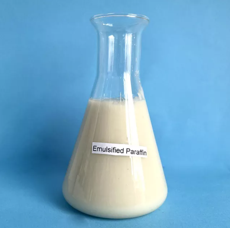 Emulsionantes de cera de parafina para sistemas de fluidos de perfuração